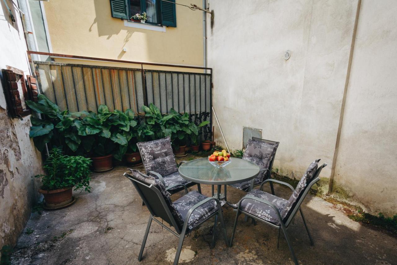 House365 Hotel Koper Bagian luar foto